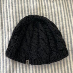 Black North Face Cable Knit Beanie